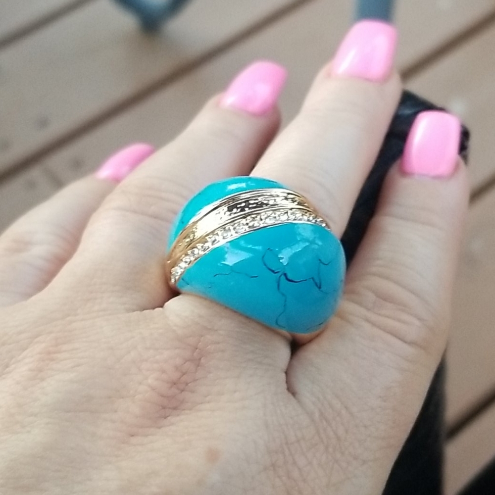 Ring - Picture 2 of 4